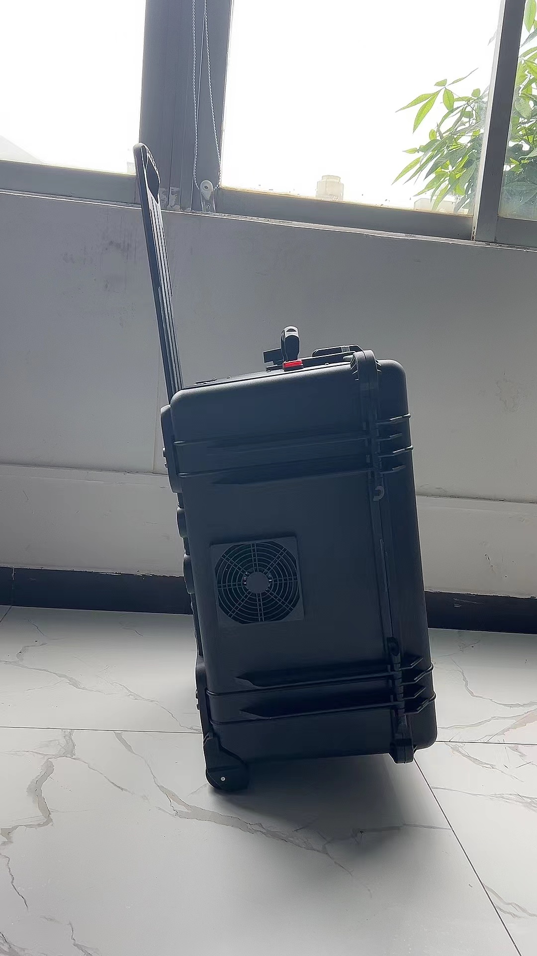 霸州手拉箱型移动通信干扰器